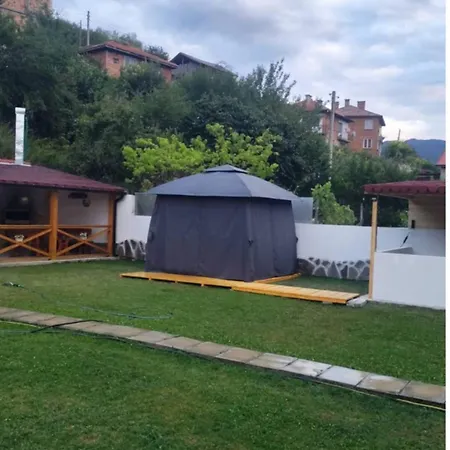 Guest House Mihalkovo * Mikhalkovo