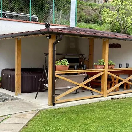 Casa di campagna Guest House Mihalkovo Mikhalkovo